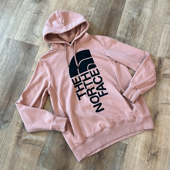 THE NORTH FACE | Women's Trivert Pullover Hoodie - Picture 1 of 5